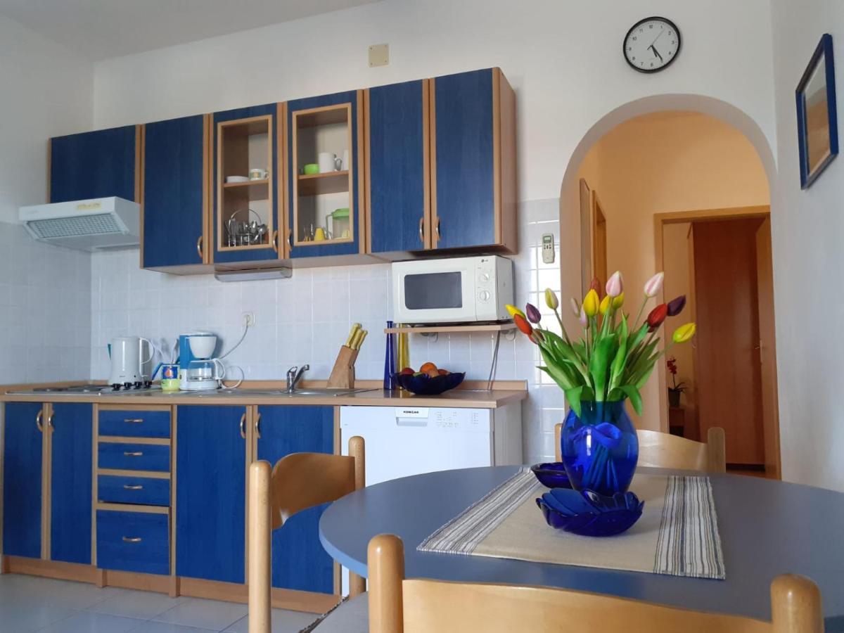 Apartments Borovina ボル エクステリア 写真