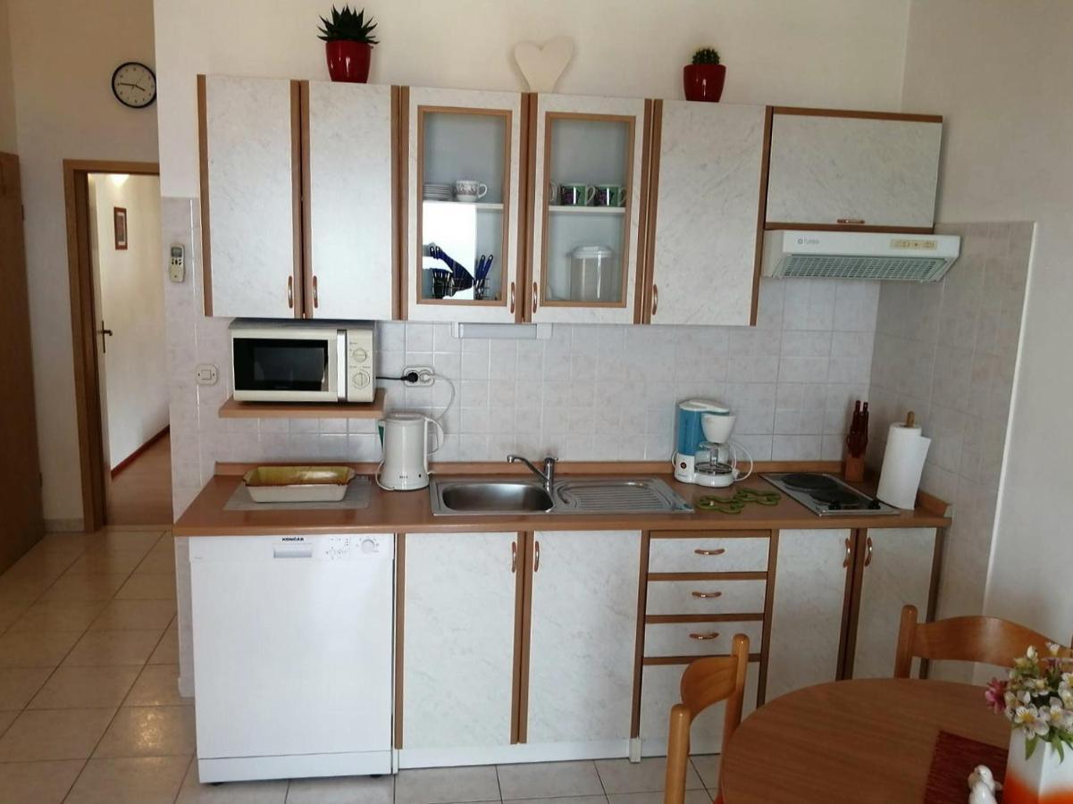 Apartments Borovina ボル エクステリア 写真