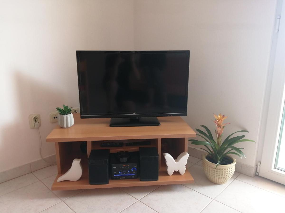 Apartments Borovina ボル エクステリア 写真