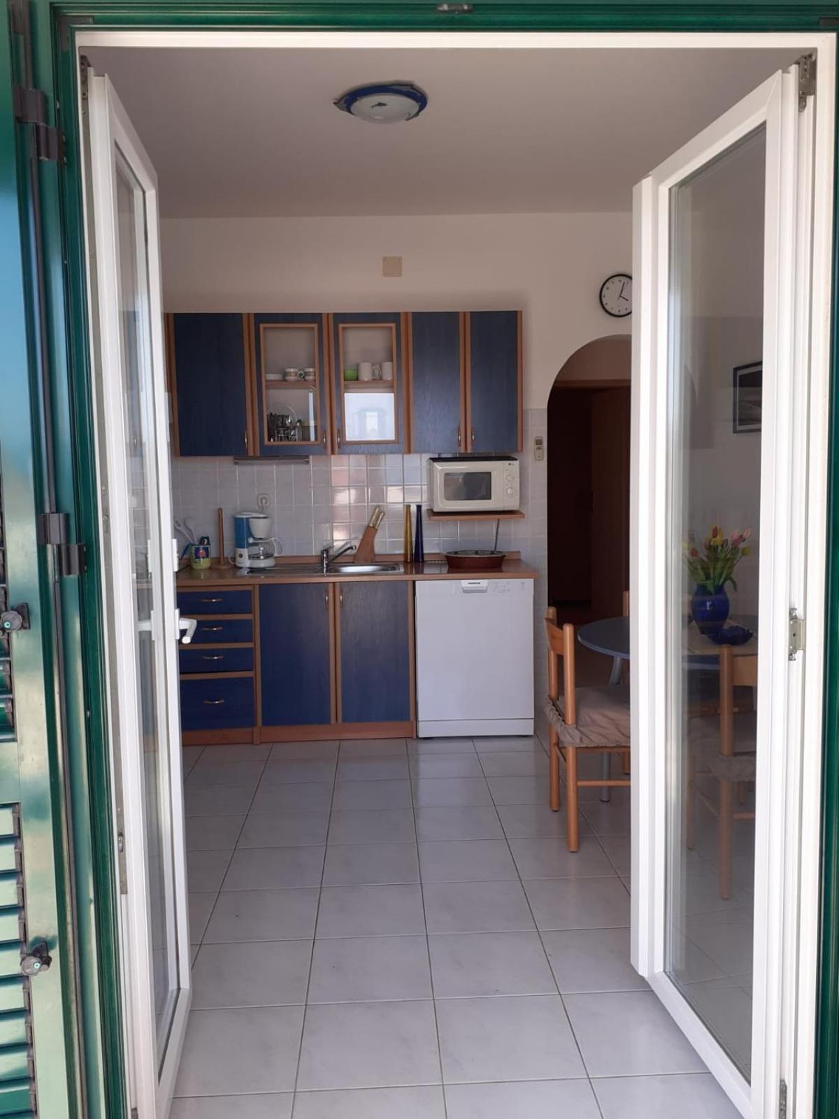 Apartments Borovina ボル 部屋 写真